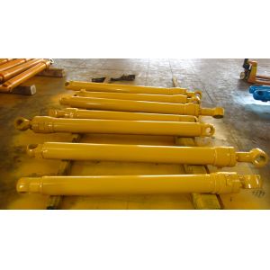 China Komatsu hydraulic cylinder, Boom cylinder, Arm cylinder, Bucket cylinder on sale