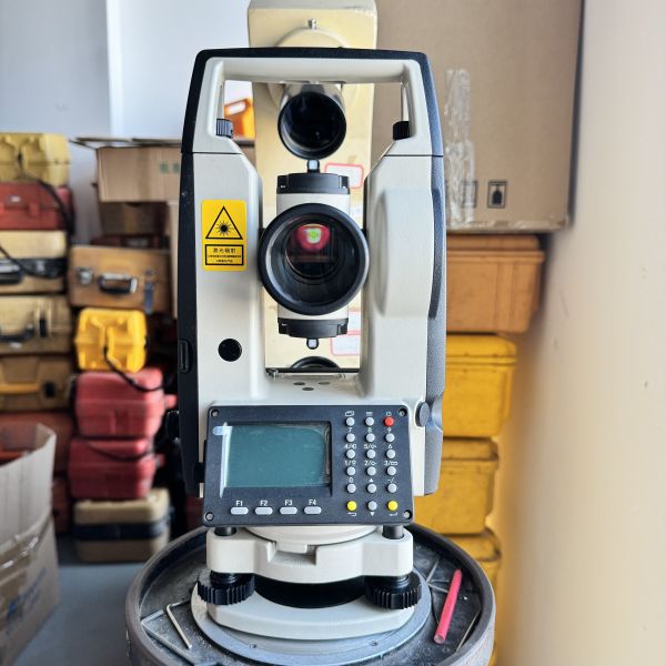 South brand Electronic Digital Theodolite NT-023 ±1 Arc Minute Compensator