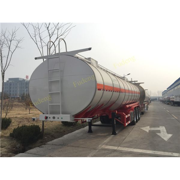 Single Compartment 36000L Fuel Tanker Semi Trailer 2 Pieces Manhole Cover