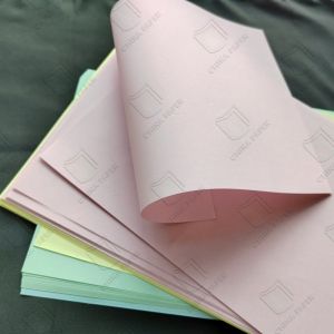 61x86cm CFB CB CF Yellow Carbonless NCR Paper 50gsm 55gsm 60 Gsm