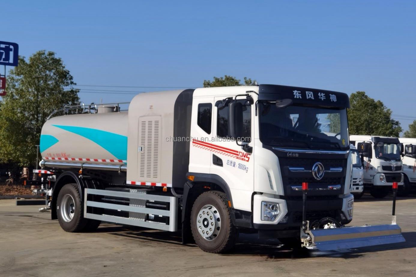 Electric Small Street Cleaning Road Sweeping Machine Sweeper Truck with Pure Electric Energy Type