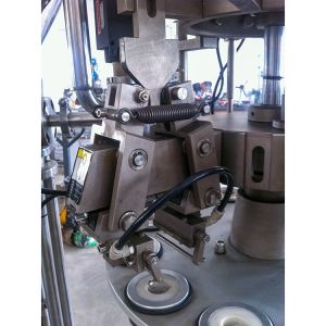 Soft Automatic Tube Filling And Sealing Machine For Cream