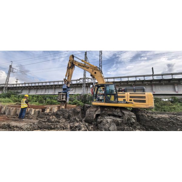 35ton SHANTUI 335LC Excavator Side Grip Hydraulic Vibro Hammer for 12M Pile