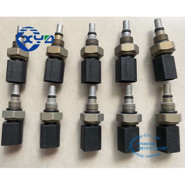 Heavy Duty Oil Pressure Sensor Switch A0061537528 0061537528 For Mercedes Benz Detroit