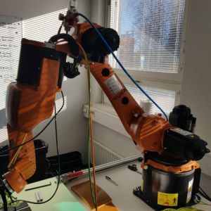 Kuka Industrial Robotic 6 Axis KR 8 R1620 With CNGBS Robot Guide Rail For