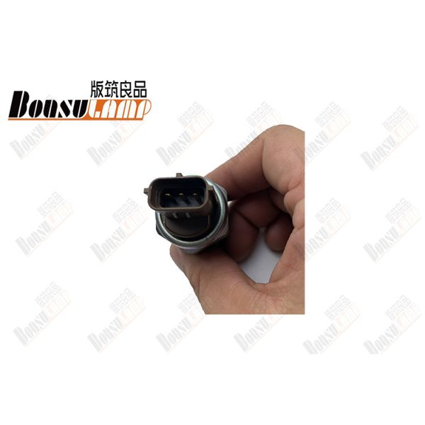 Auto Parts 700P Fuel Common Rail Pressure Sensor 8-98119790-J With OEM 8-98119790-J