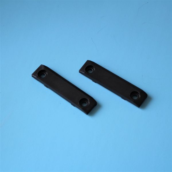 Babcock Stenter Finishing Machine Parts Black Carbon Fiber Sliding Pads Peek