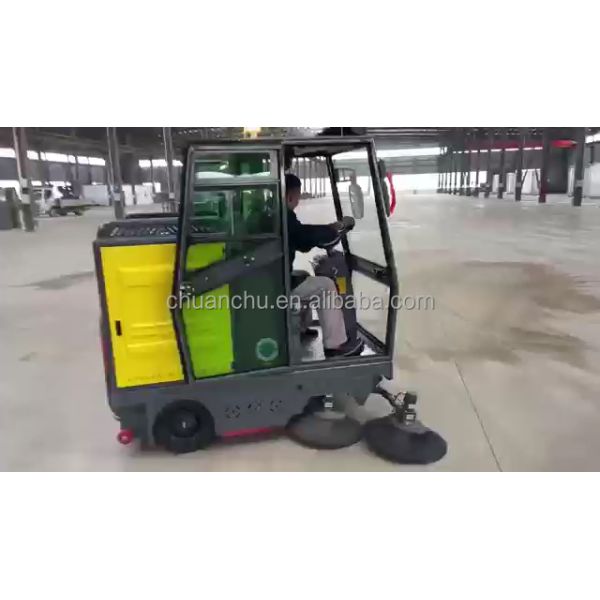 Dust Cleaning Ride On Floor Sweeper Machine Driving Type and Pure Electric Energy Type