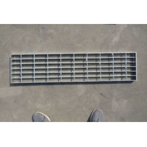 T1 Steel Grate Stair Treads 30mm Bearing Bar Pitch
