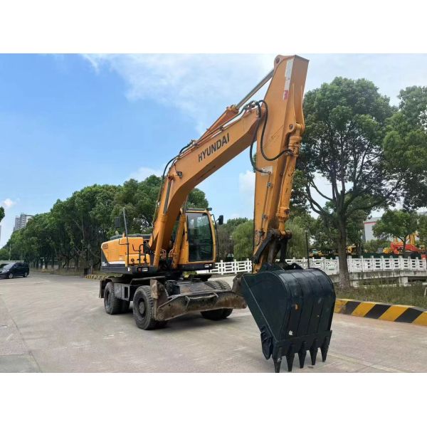 Hyundai Used Excavators For Sale Original Korea Hyundai 210w-9 On Wheel Excavators For Sale