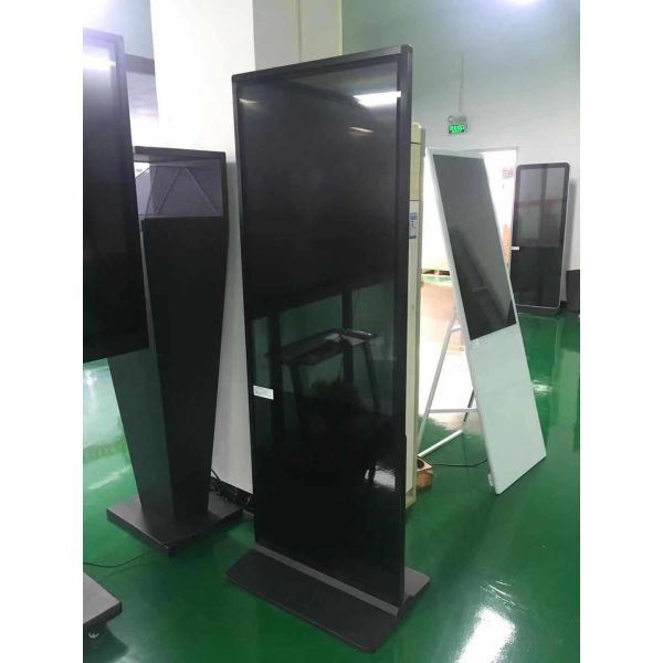 1920×1080 Digital Signage Stand Alone High Resolution Long Hour Advertising Playing