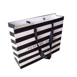 Buy cheap Customed made apparel carrier paper bags from wholesalers