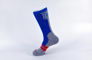 Quality Elastane Breathbale Cool Basketball Socks , Anti - Foul Colorful Basketball Socks for sale