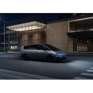 Buy In Stock Lixiang Mega Electric Vehicle 5 Seaters MPV Auto Pure New Energy EV