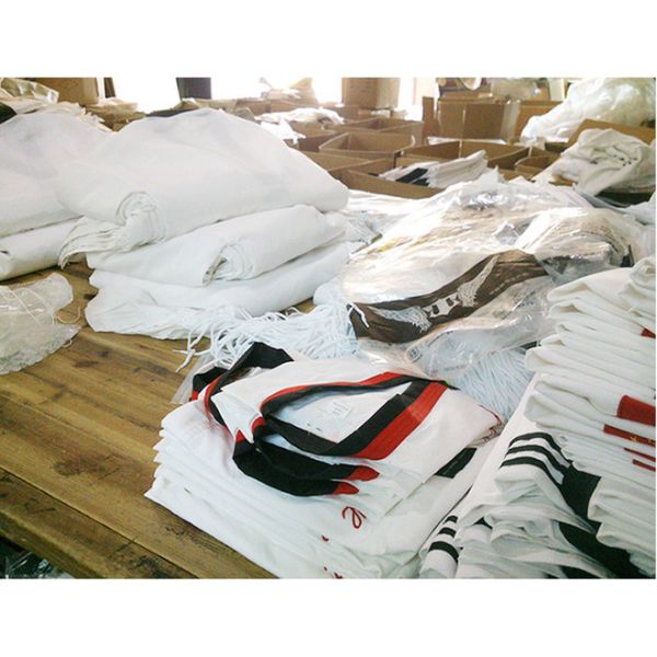 wholesale cotton/polyester white Custom taekwondo clothes uniform suits