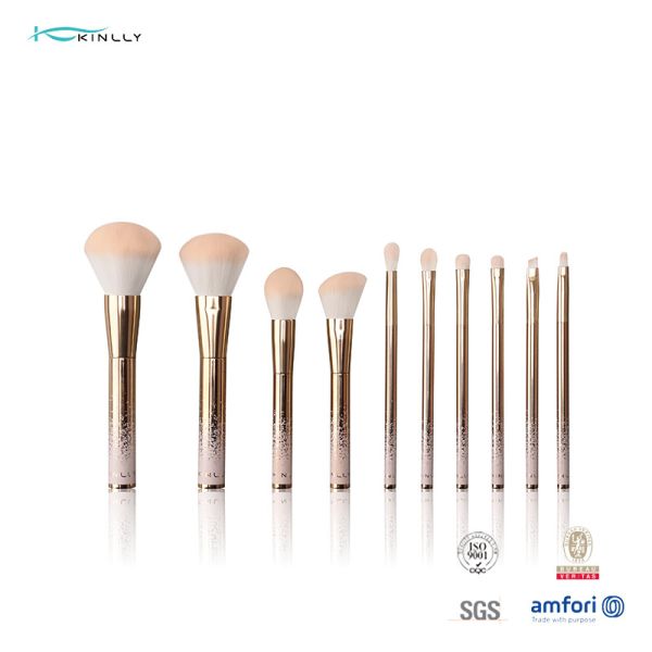 Buy BSCI Powder Makeup Brush Roll Printing Snowflakes Gold Handle at wholesale prices