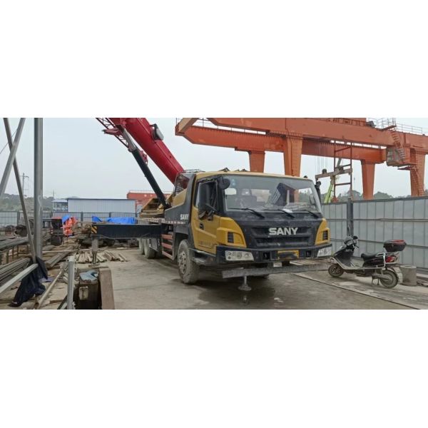 25ton Suny Truck Crane Maximum Lifting Height 40m Maximum Lifting Weight 16t Superior
