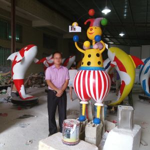 giant size theme park famous cartoon character statue clown of fiberglass as