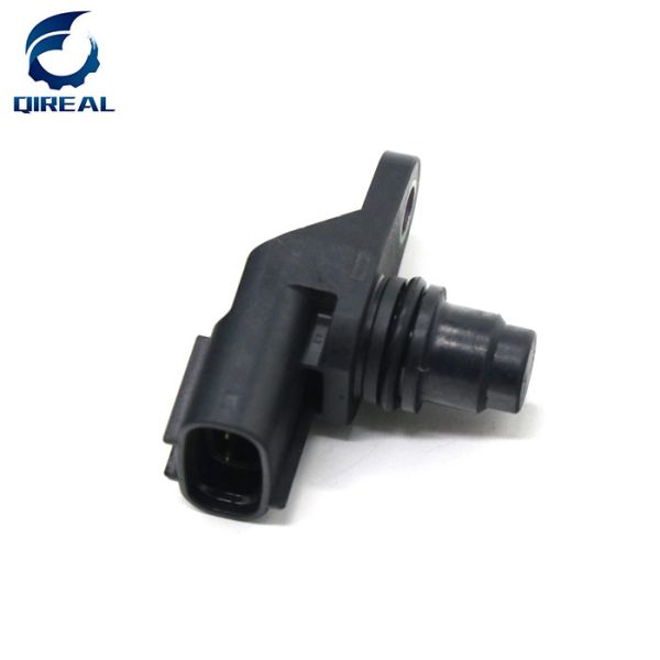 Buy 89041-01-5170 Excavator Spare Parts J05 Camshaft Sensor at wholesale prices