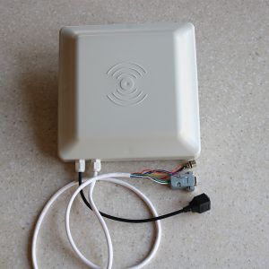 Middle Range UHF RFID Reader 1-6m UHF RFID Integrated Reader Free SDK RS232