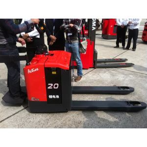 AC Motor Electric Stacker Truck With Lithium Battery 2000kg Load Capacity