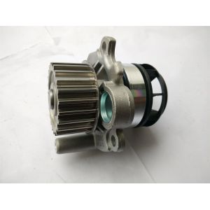 06F121011 Engine Parts Water Pump