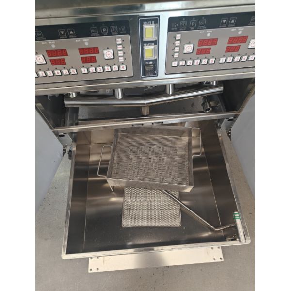 Four Pots Four Baskets With Oil Filter System 304SUS Ventless Deep Kfc Chips Electric Chips Open Chips Fryer For Cooking Machine