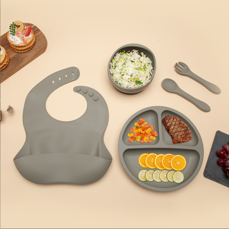 Food Grade Silicone Baby Plate Set Top Seller Newborn Gift Set with None Design Style