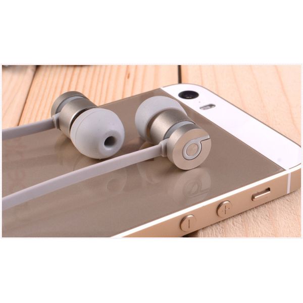 Beats UrBeats In-Ear Headphones Earphones (Silver) Special Edition