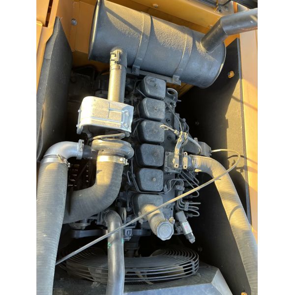 22 Ton Second Hand Hyundai R225 Crawler Excavator Used 112 KW Engine Power And 1.05 M3 Bucket Capacity