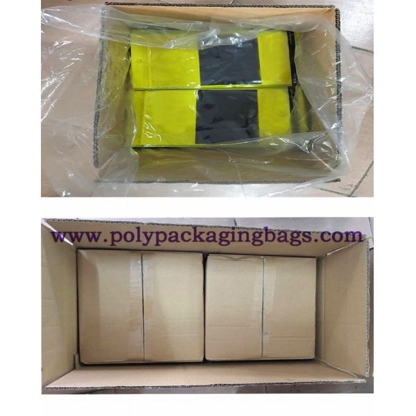 Travel cigar moisturizing bag with moisturizing and humidifying system with red printing