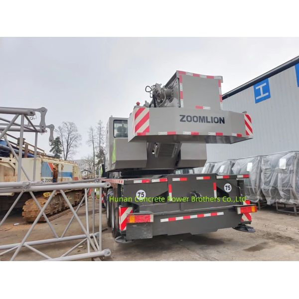 Renovated Zoomlion 70t Truck Crane Terrian Mobile Crane Maximum Lifting Weight