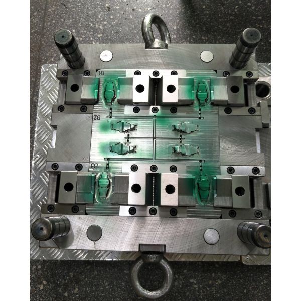 Buy HASCO Hot Runner Injection Mold 3 Plate Tool LKM Base Molding Tool at wholesale prices