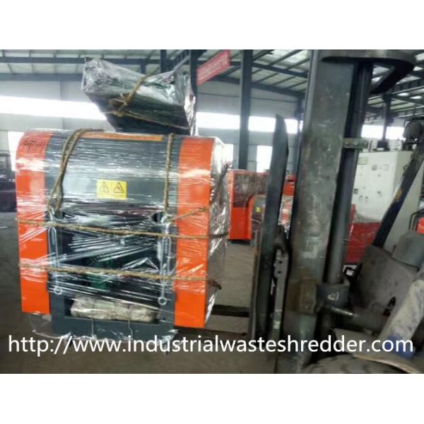 Industrial Paper Crusher Machine , Cardboard Box Crushing Machine Custom