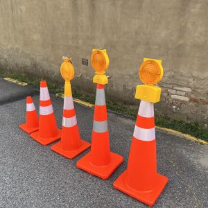 Virgin PVC Traffic Cone for Traffic Management with Lightweight Design and High