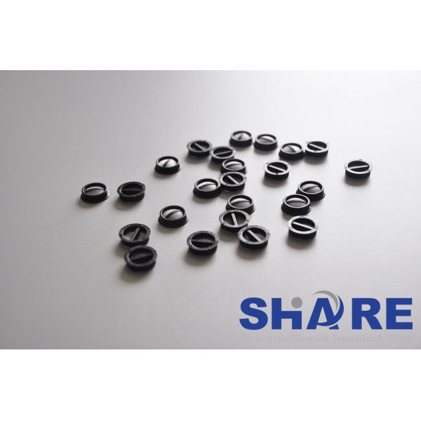 Insert-molded Plastic Filters