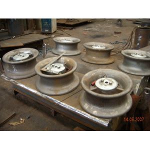 Quality Painted Wire Rope Steel Horizontal Mooring Roller Open Type for sale