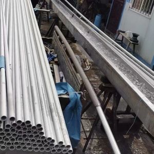 Hot Rolled Pickled 304L Stainless Steel Pipe Seamless Tube in 6m Length Laoding