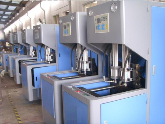 Buy 39 Kw 5 Gallon Automatic Blow Moulding Machine at wholesale prices