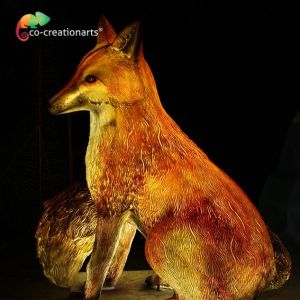 1.6 Meters Height Fiberglass Animatronic Fox For Playground