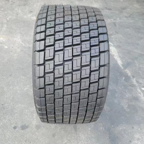 Buy Steel Radial Commercial Truck Tires 445/45R19.5 at wholesale prices