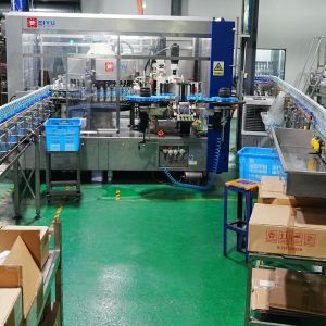 Self-Labeling Self-Testing No Bottle No Label Feeding Hot Melt Glue Labeler