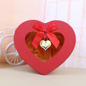 China Customized Heart-Shaped Flower Gift Box Packaging with Rigid Box and Matt Lamination on sale