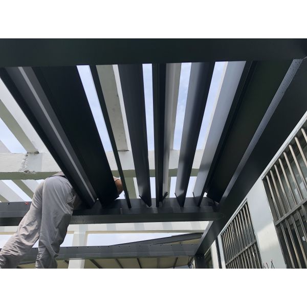 Bioclimatica Motorized Outdoor Aluminum Pergola Awning Waterproof House Garden