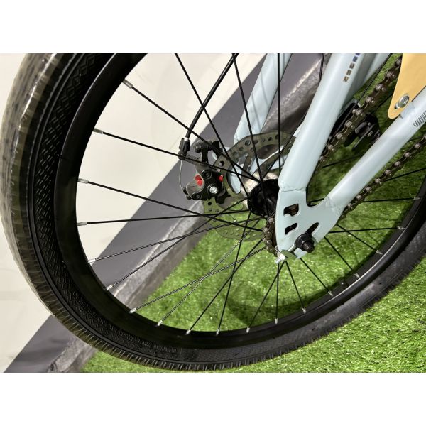 Professional 20-26 Inch MTB Mountain Bikes Shimano Tourney Rear Derailleur and Disc Brakes