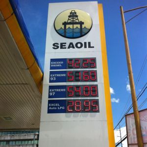 Gas Station Digital Pylon Sign Illuminated 8500mm Provide Soft Copy Initially