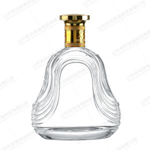 Quality Custom Transparent Round Empty Glass Liquor Wine Vodka Tequila Whisky Bottle With Lid for sale