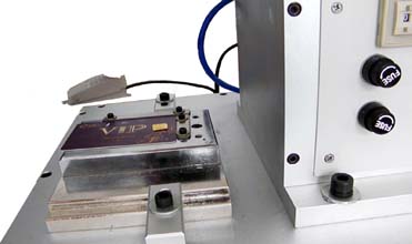 Relay Controlled Manual IC Card Implanting Machine For Implanting The Single Chips