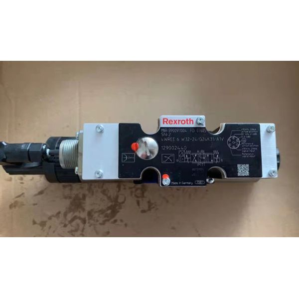 Rexroth R900928553 Hydraulic Proportional Valve R900927230 4WREE10E75-23/G24K31/A1V