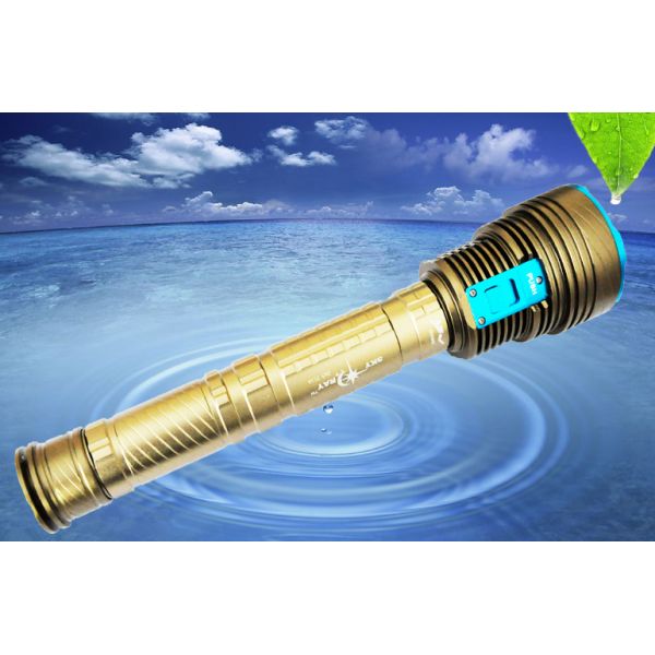 Rechargeable 8000Lm Led Dive Flashlight Scuba Diving Lights 700G Weight